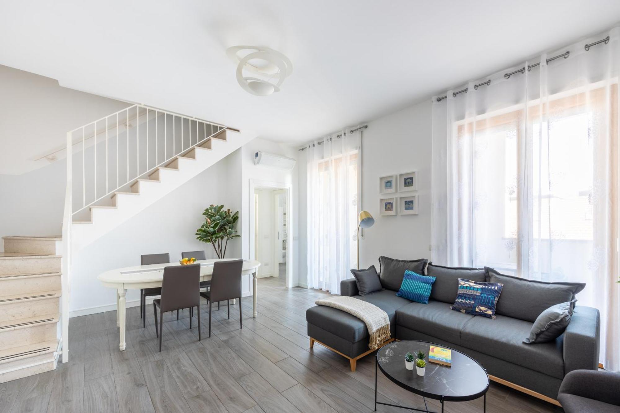 Bocconi'S Nest - Close To Duomo With Terrace Milán Exterior foto